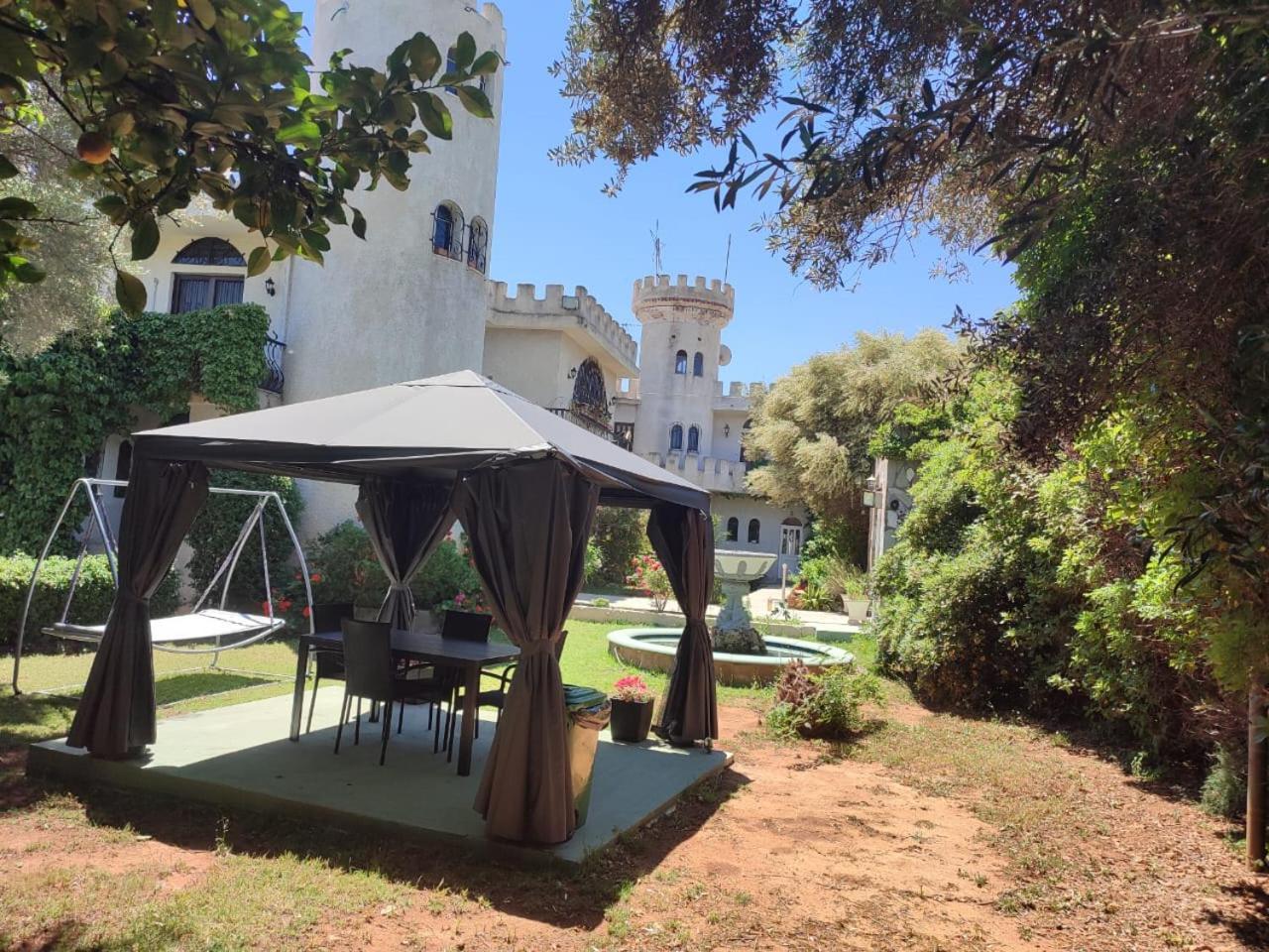 Вилла Castle By The Sea Луца Экстерьер фото